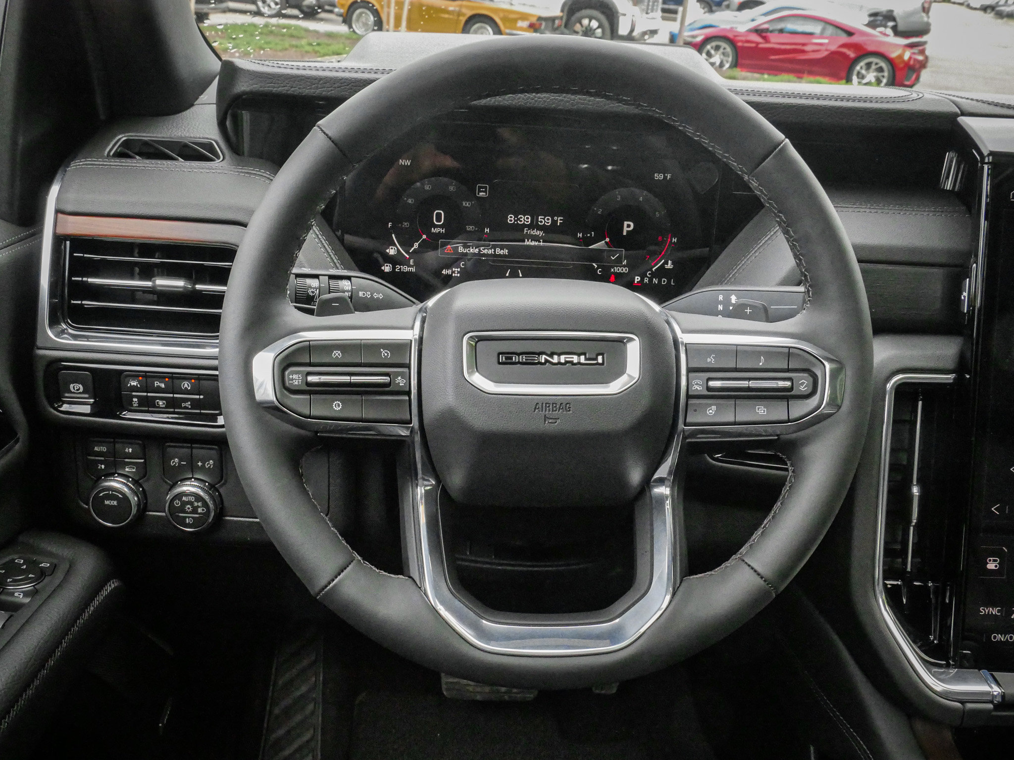 Used 2026 GMC Yukon Denali w/ Sun & Power Step Package AWD/4WD image 20