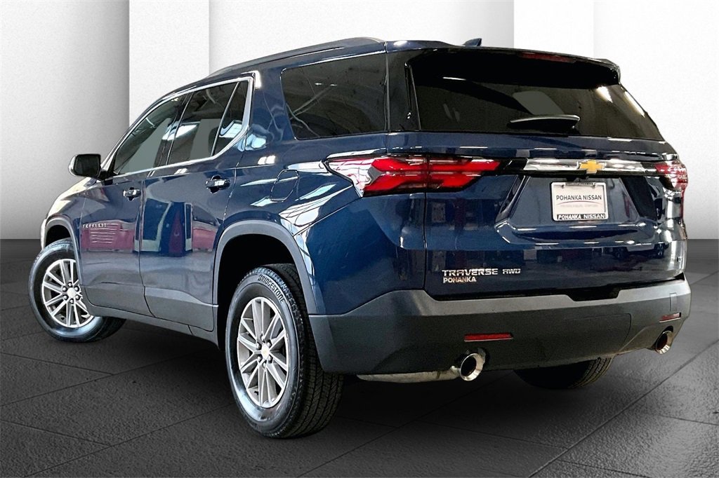 Used 2023 Chevrolet Traverse LT image 10