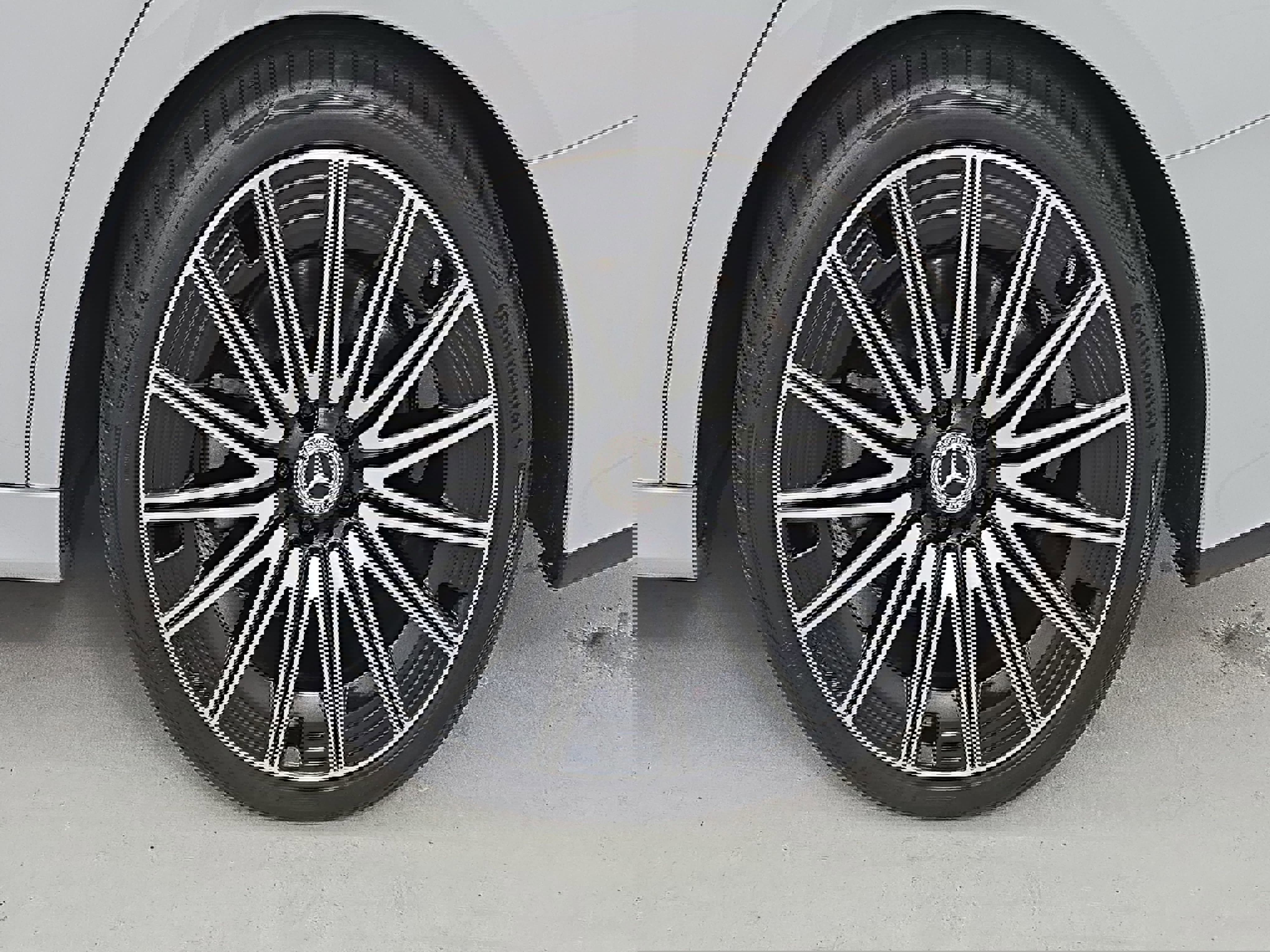 Used 2025 Mercedes-Benz E 350 4MATIC Sedan image 34