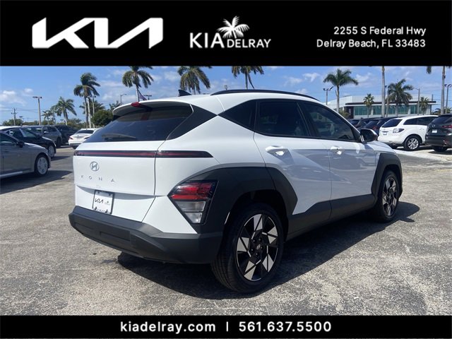 Used 2025 Hyundai Kona SEL image 3