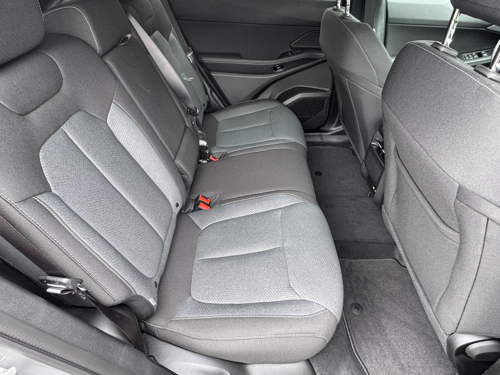 New 2026 Jeep Cherokee Laredo AWD/4WD image 17