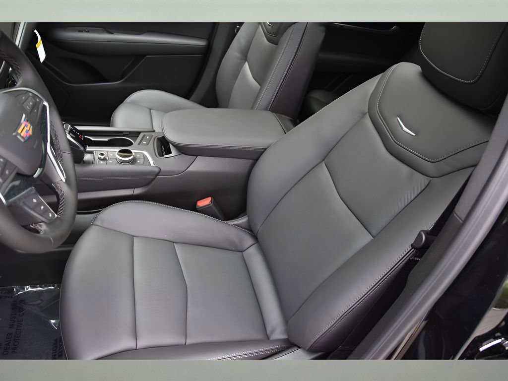 New 2025 Cadillac XT5 Premium Luxury w/ LPO, Floor Liner Package image 12