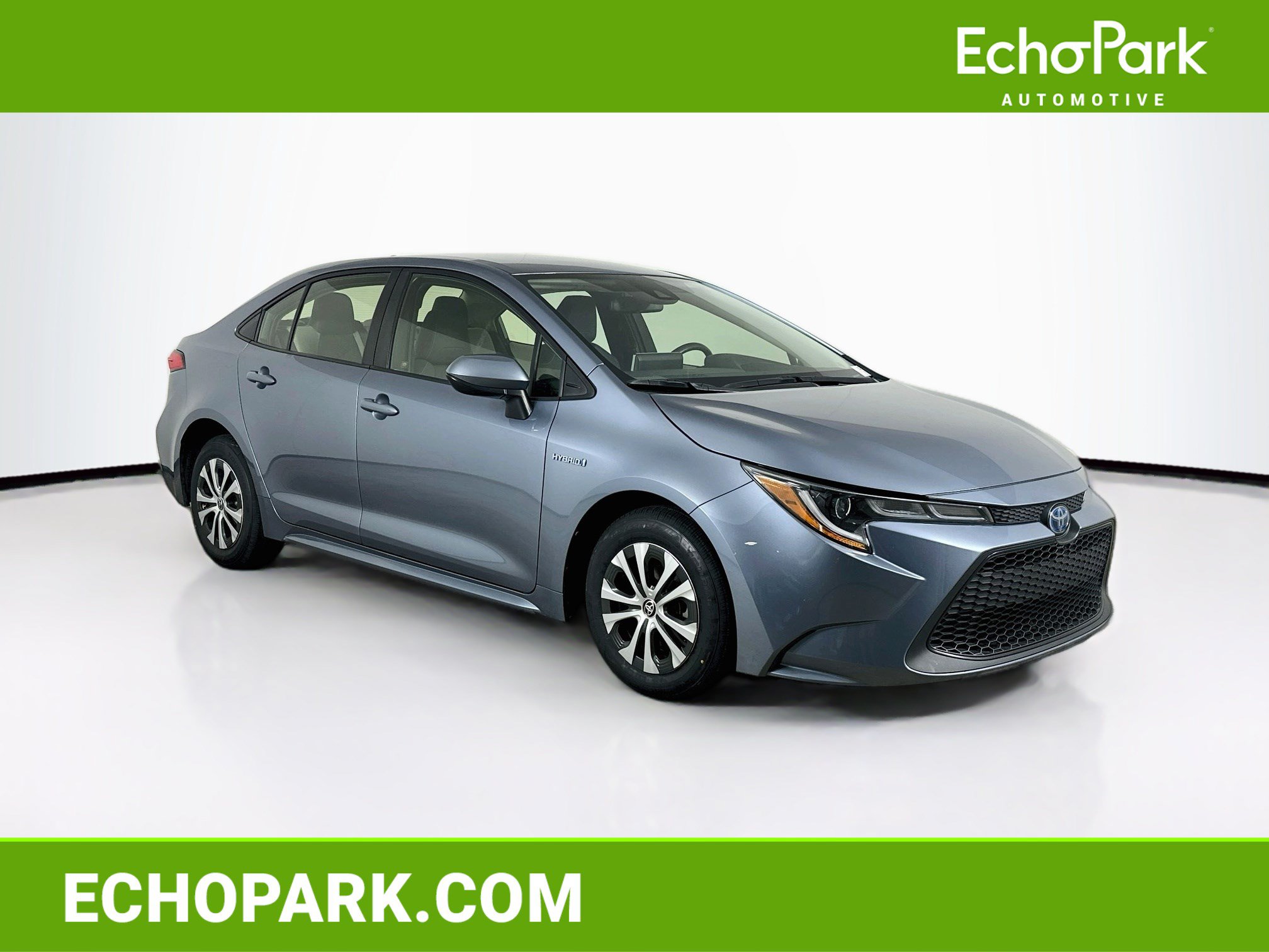 Used 2020 Toyota Corolla LE FWD image 1