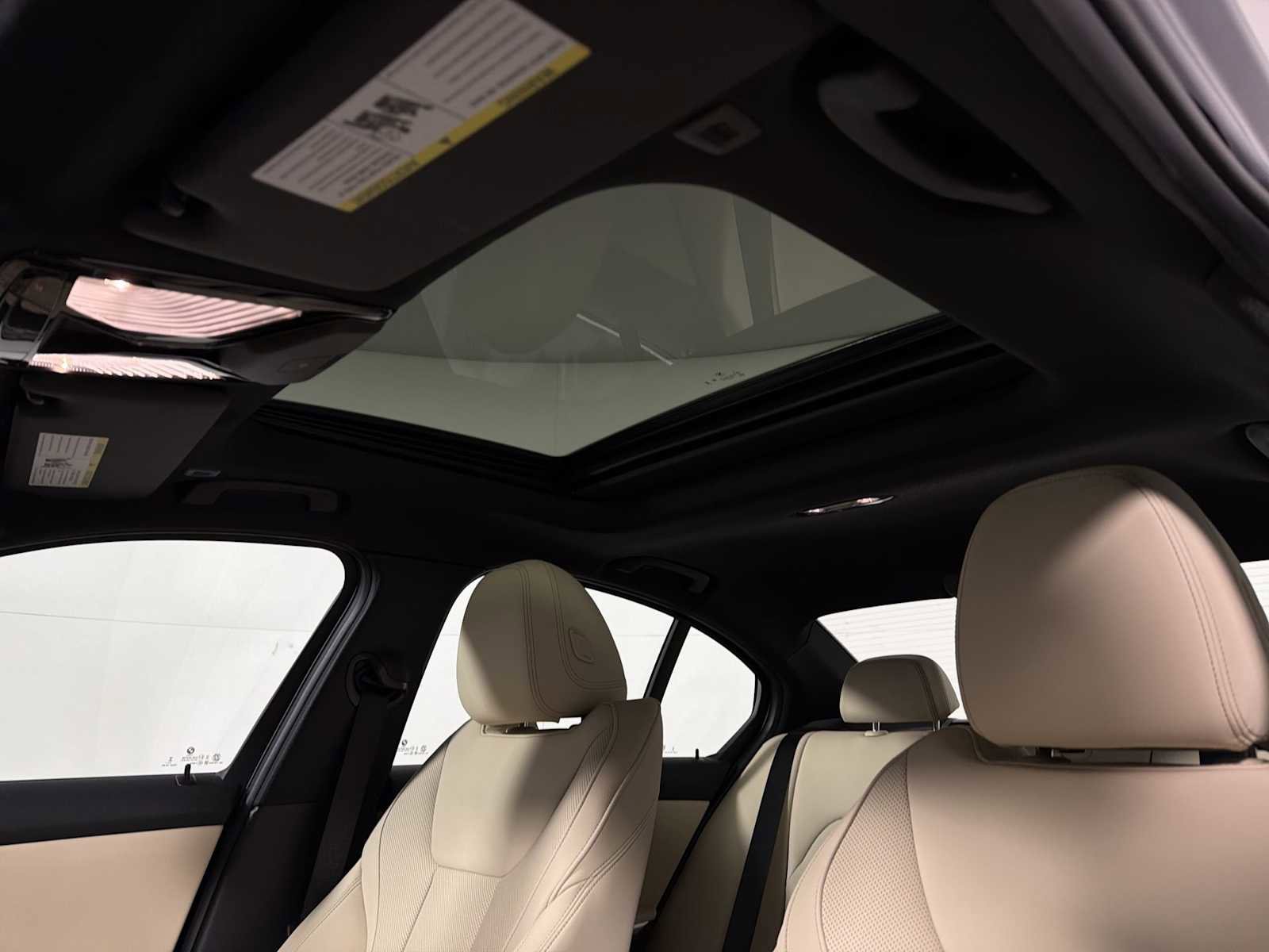 New 2026 BMW 330i xDrive Sedan w/ Convenience Package image 18