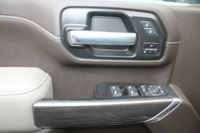 Used 2022 Chevrolet Silverado 3500 LTZ w/ LTZ Plus Package image 9