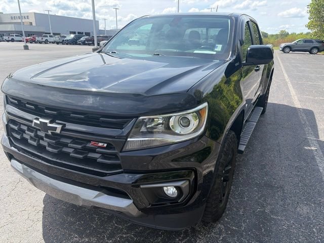 Used 2022 Chevrolet Colorado Z71 w/ Z71 Midnight Edition AWD/4WD image 5