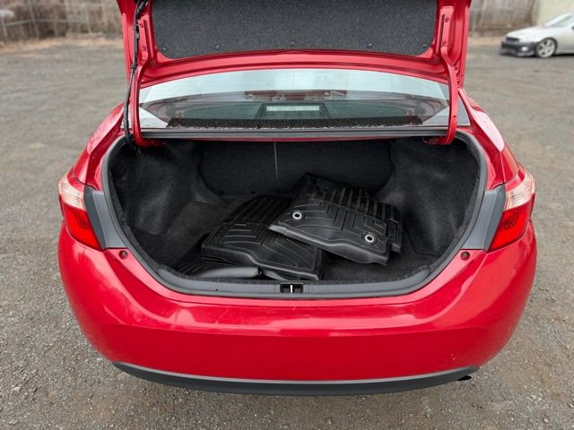 Used 2017 Toyota Corolla LE w/ Carpet Mat Package (TMS) image 12
