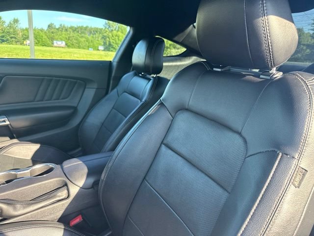 Used 2020 Ford Mustang GT Premium w/ Black Accent Package RWD image 16