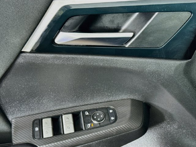 Used 2022 Mitsubishi Outlander ES FWD image 21
