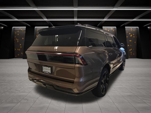 New 2026 Lincoln Navigator Black Label AWD/4WD video 2