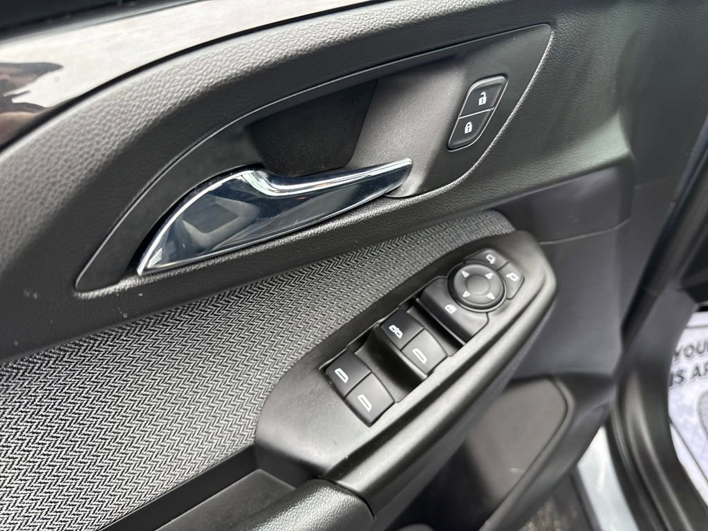 Used 2021 Chevrolet TrailBlazer LT w/ Driver Confidence Package image 19