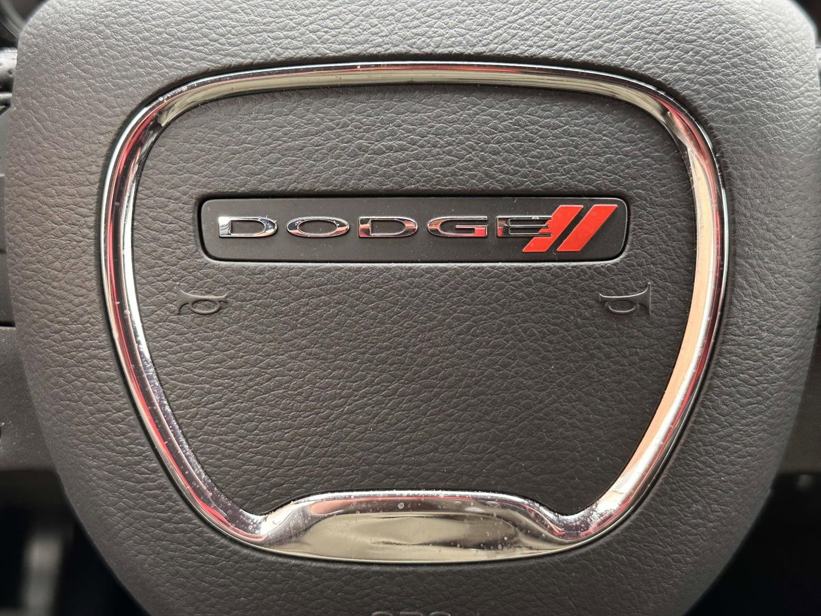 Used 2023 Dodge Durango GT image 28