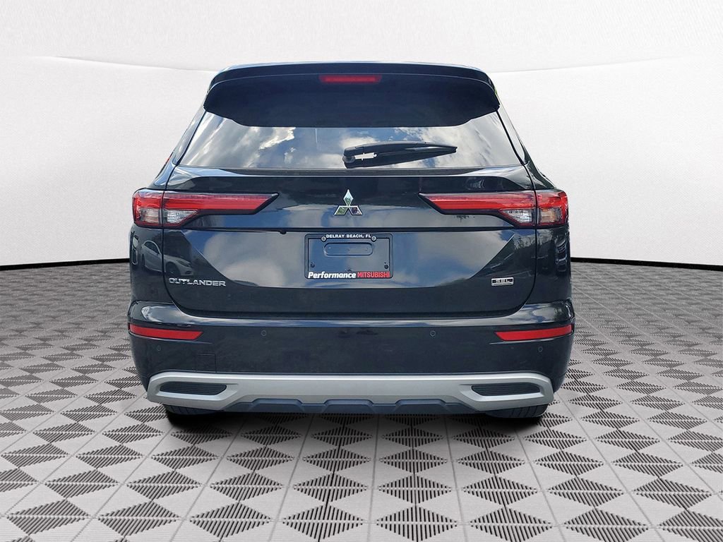 Used 2022 Mitsubishi Outlander SEL image 5