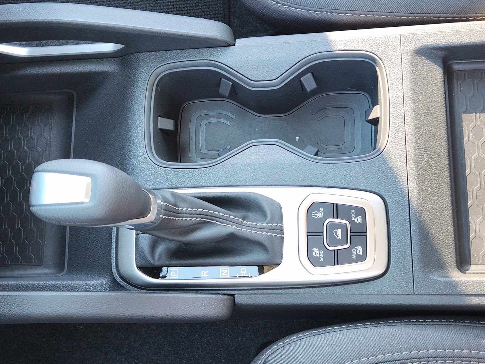 New 2026 Nissan Frontier SV w/ Tow Package image 19