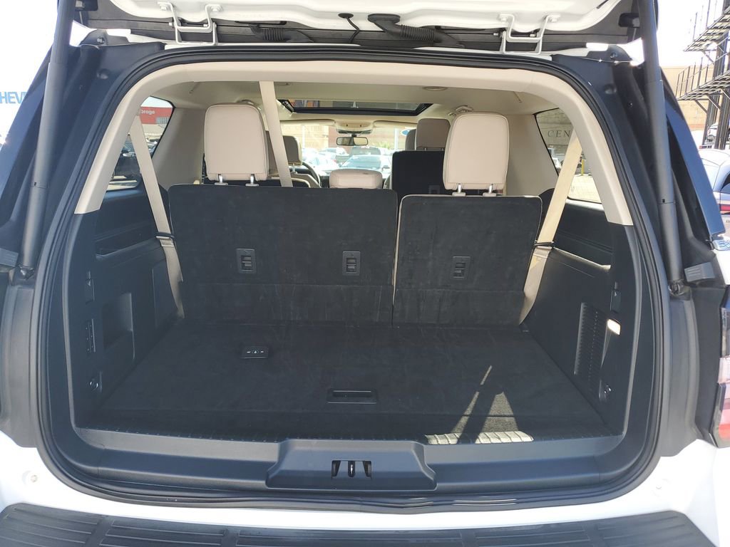 Used 2024 Ford Expedition Max Limited image 10