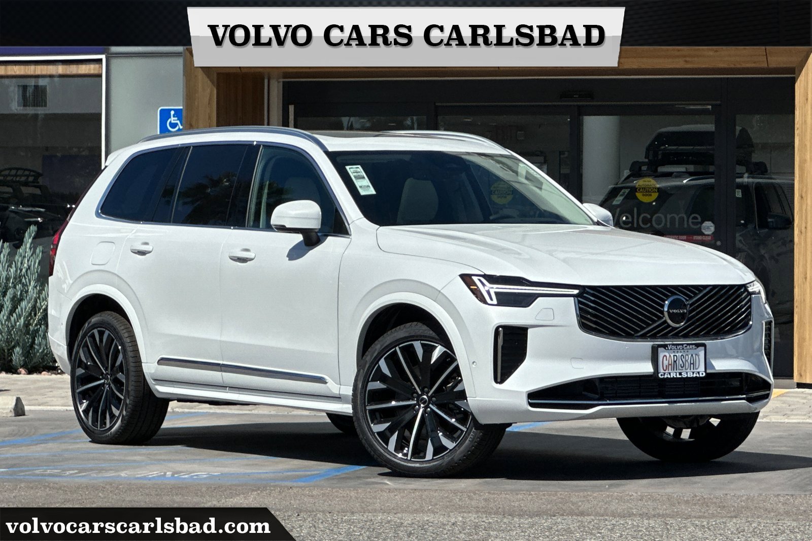 New 2026 Volvo XC90 T8 Ultra w/ Protection Package Premier