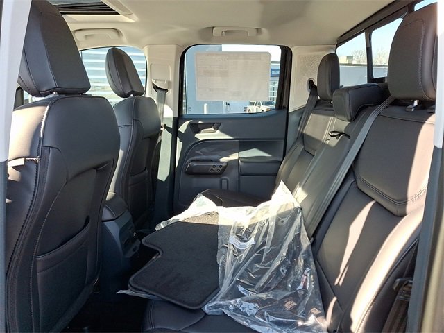 New 2025 Ford Maverick Lariat w/ Black Appearance Package image 6
