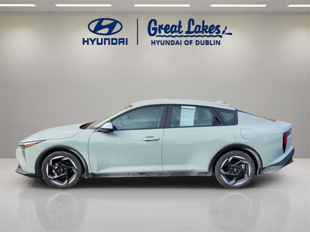 Used 2025 Kia K4 EX image 2