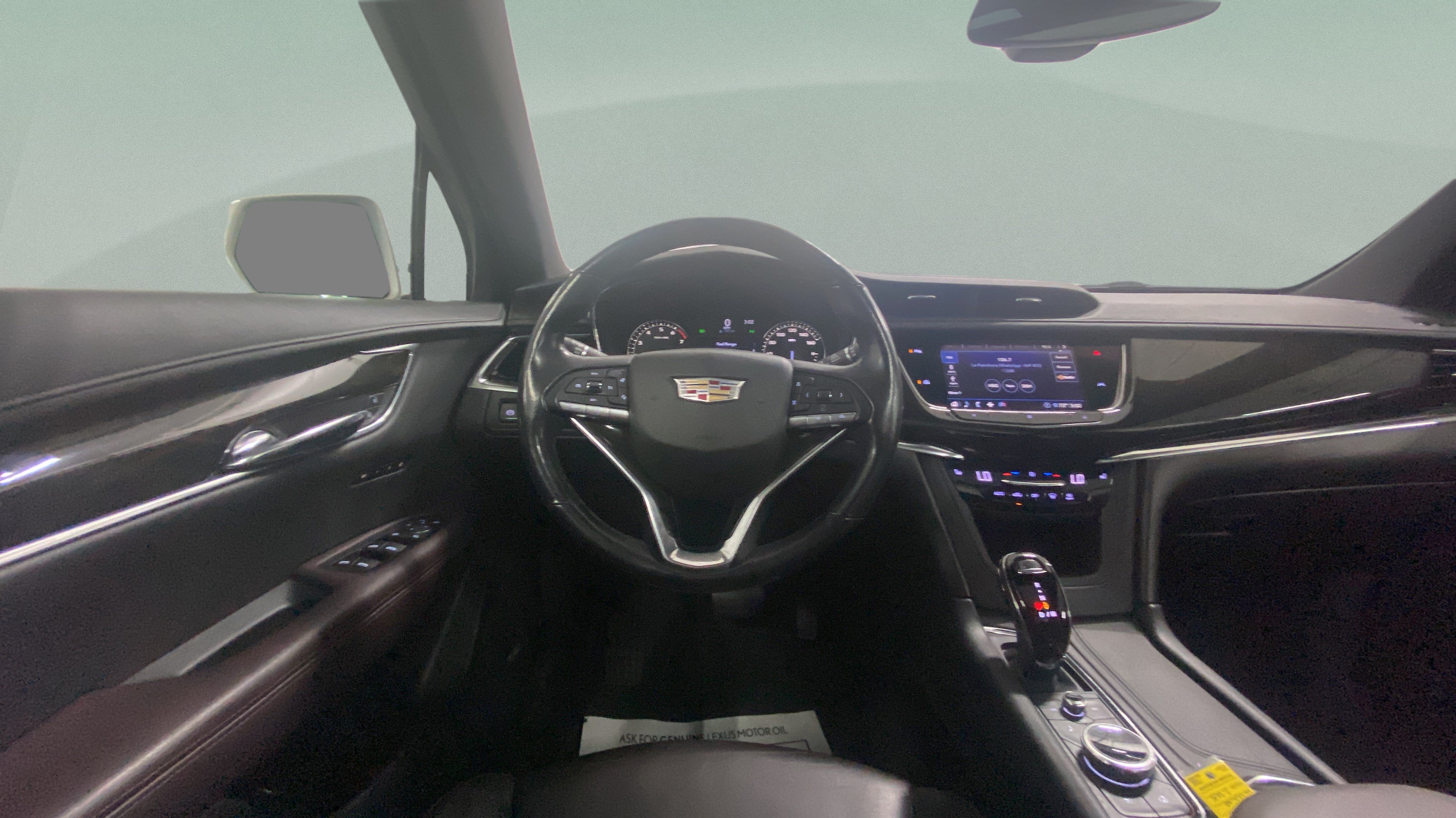 Used 2020 Cadillac XT6 Premium Luxury FWD image 29