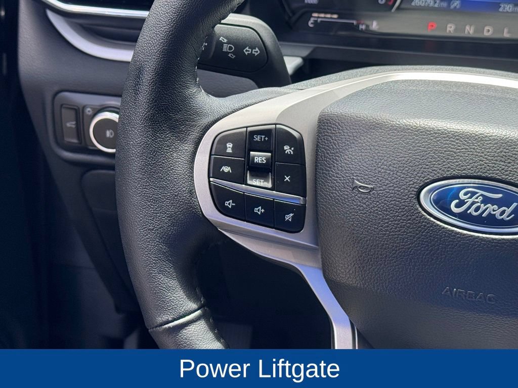 Used 2023 Ford Explorer XLT w/ Equipment Group 202A RWD image 11