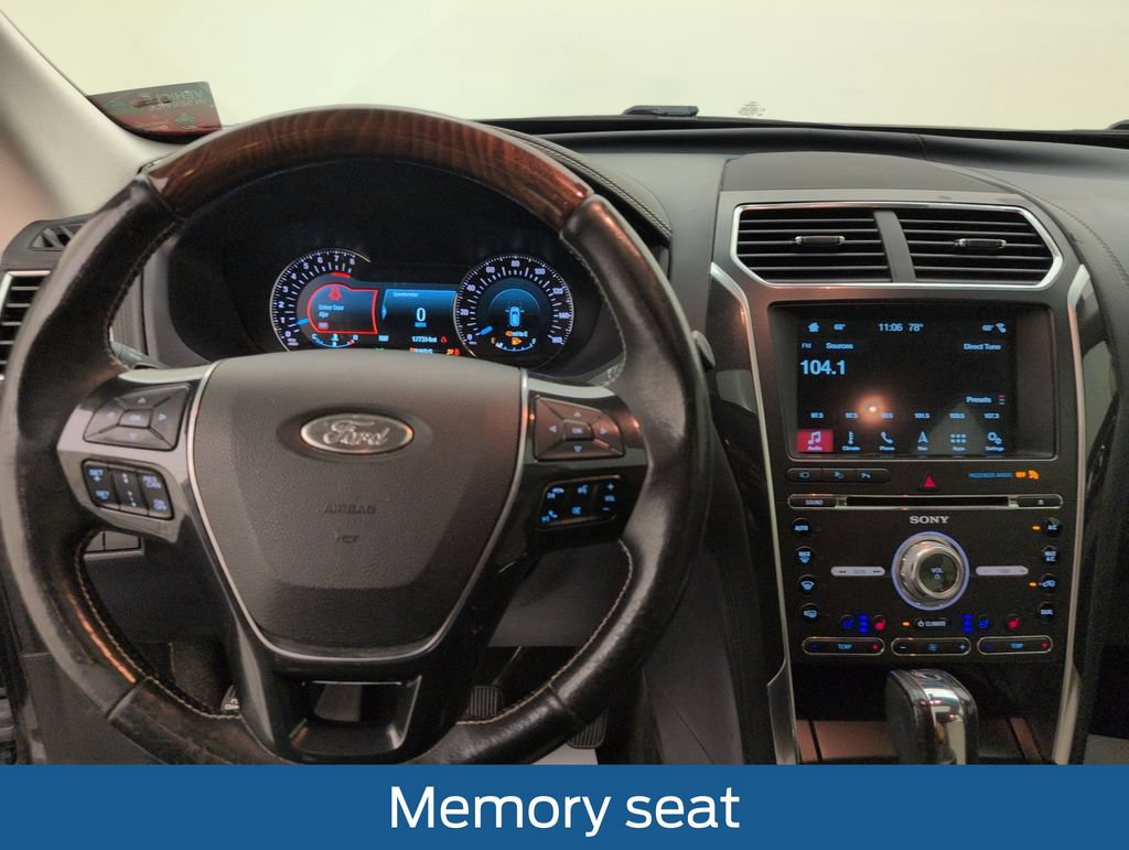 Used 2017 Ford Explorer Platinum AWD/4WD image 23
