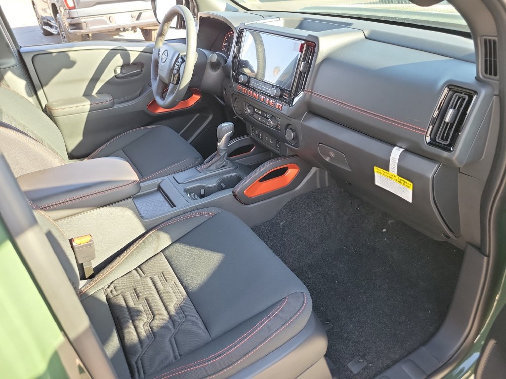 New 2026 Nissan Frontier Pro-X w/ Tow Package RWD image 11