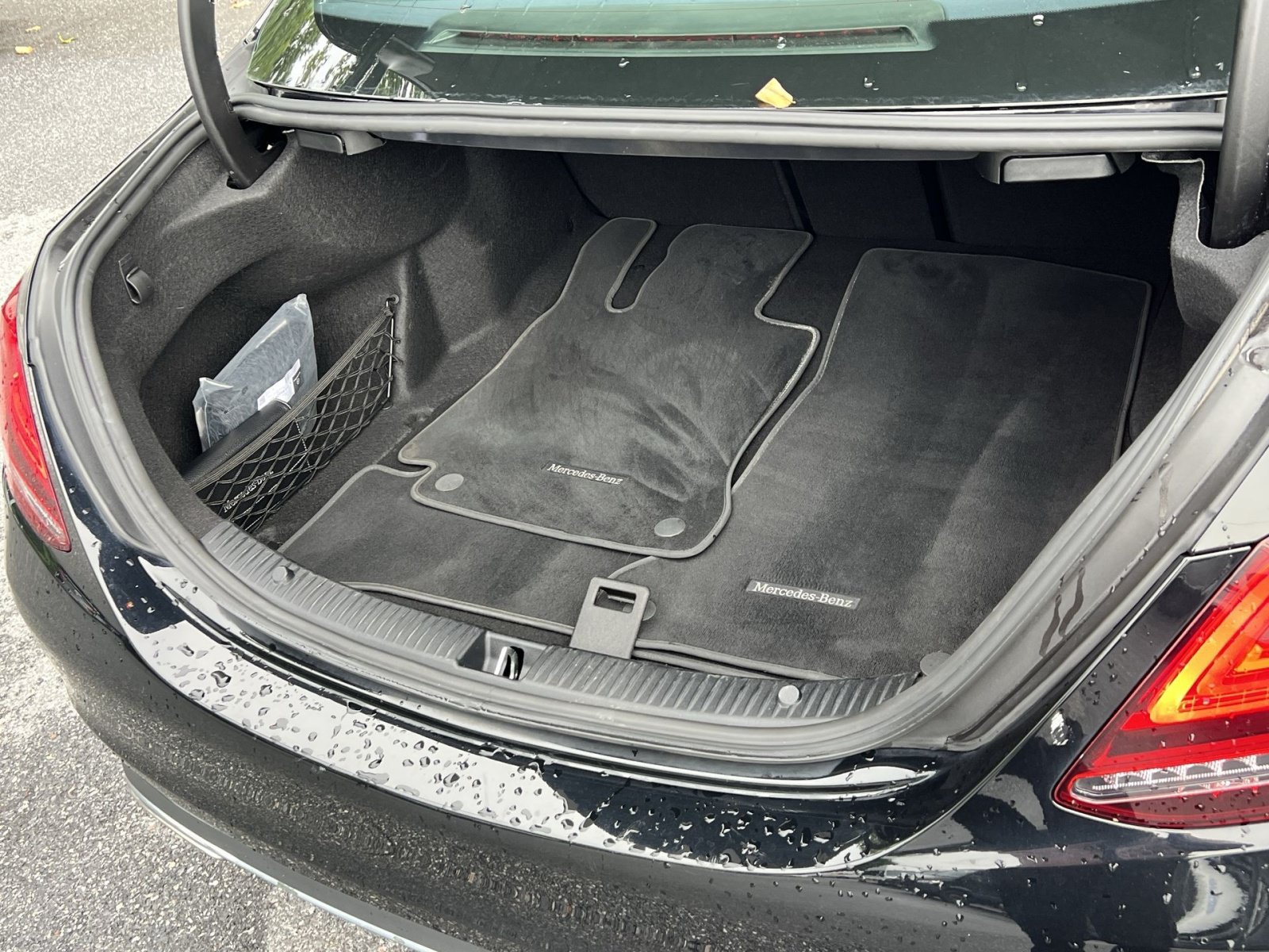 Used 2019 Mercedes-Benz C 300 4MATIC Sedan image 31