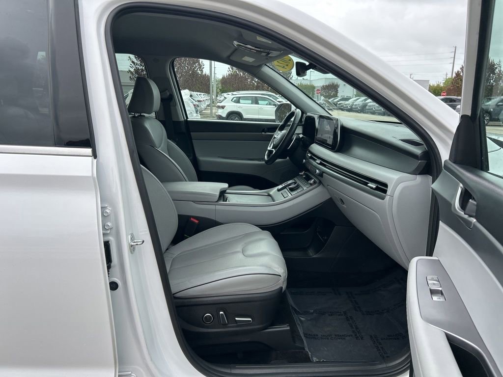 Used 2024 Hyundai Palisade SEL FWD image 40