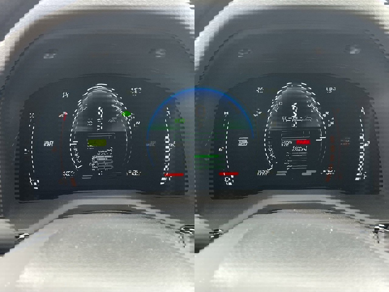 Used 2025 Toyota Camry LE image 7