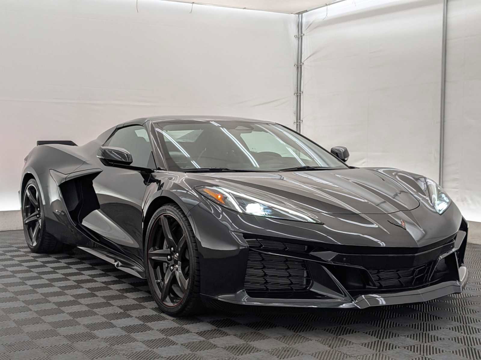 Used 2024 Chevrolet Corvette Z06 image 8