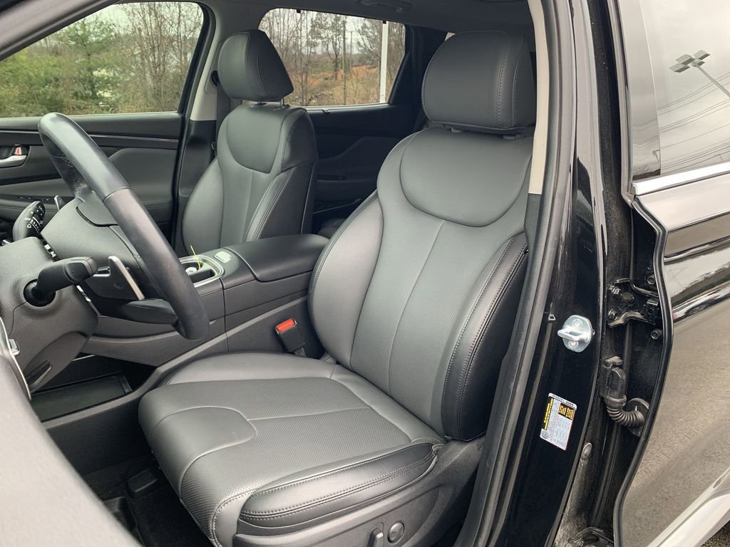 Used 2023 Hyundai Santa Fe SEL w/ Premium Package image 13