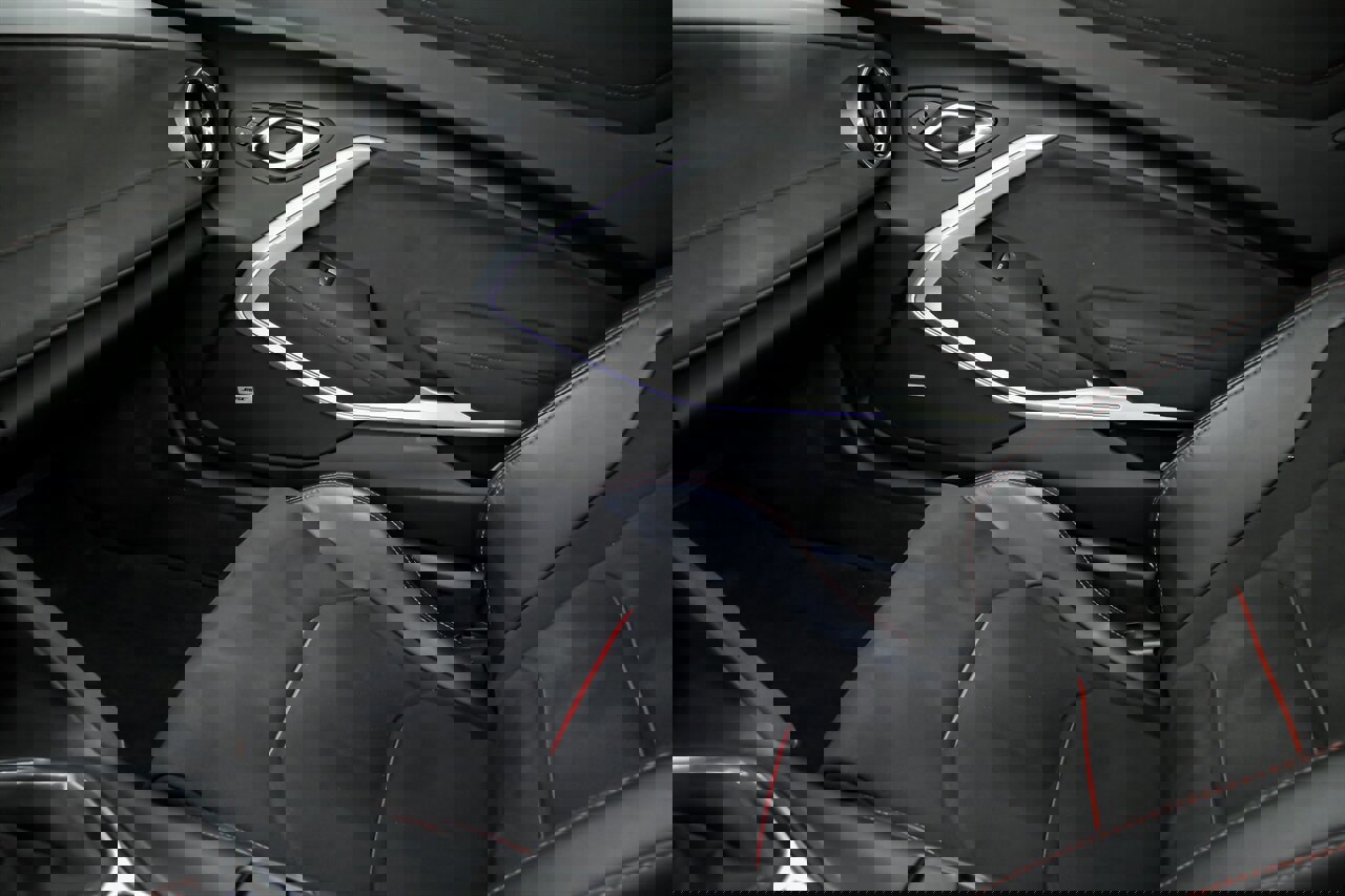 Used 2019 Chevrolet Camaro ZL1 image 40