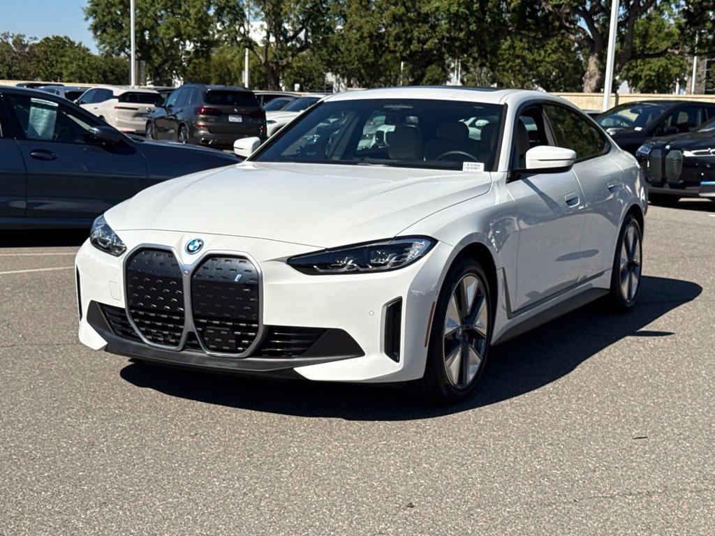 Certified 2023 BMW i4 eDrive35 RWD image 2