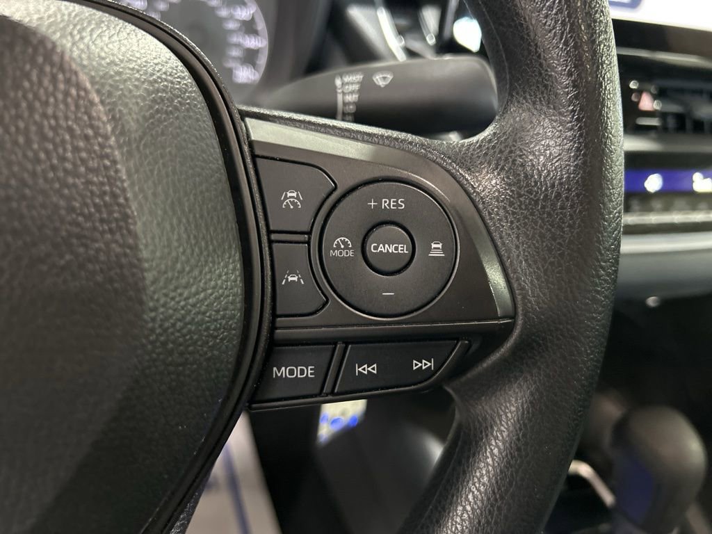 Used 2024 Toyota Corolla LE FWD image 21