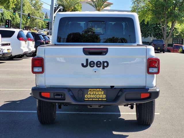 New 2026 Jeep Gladiator Sport image 5