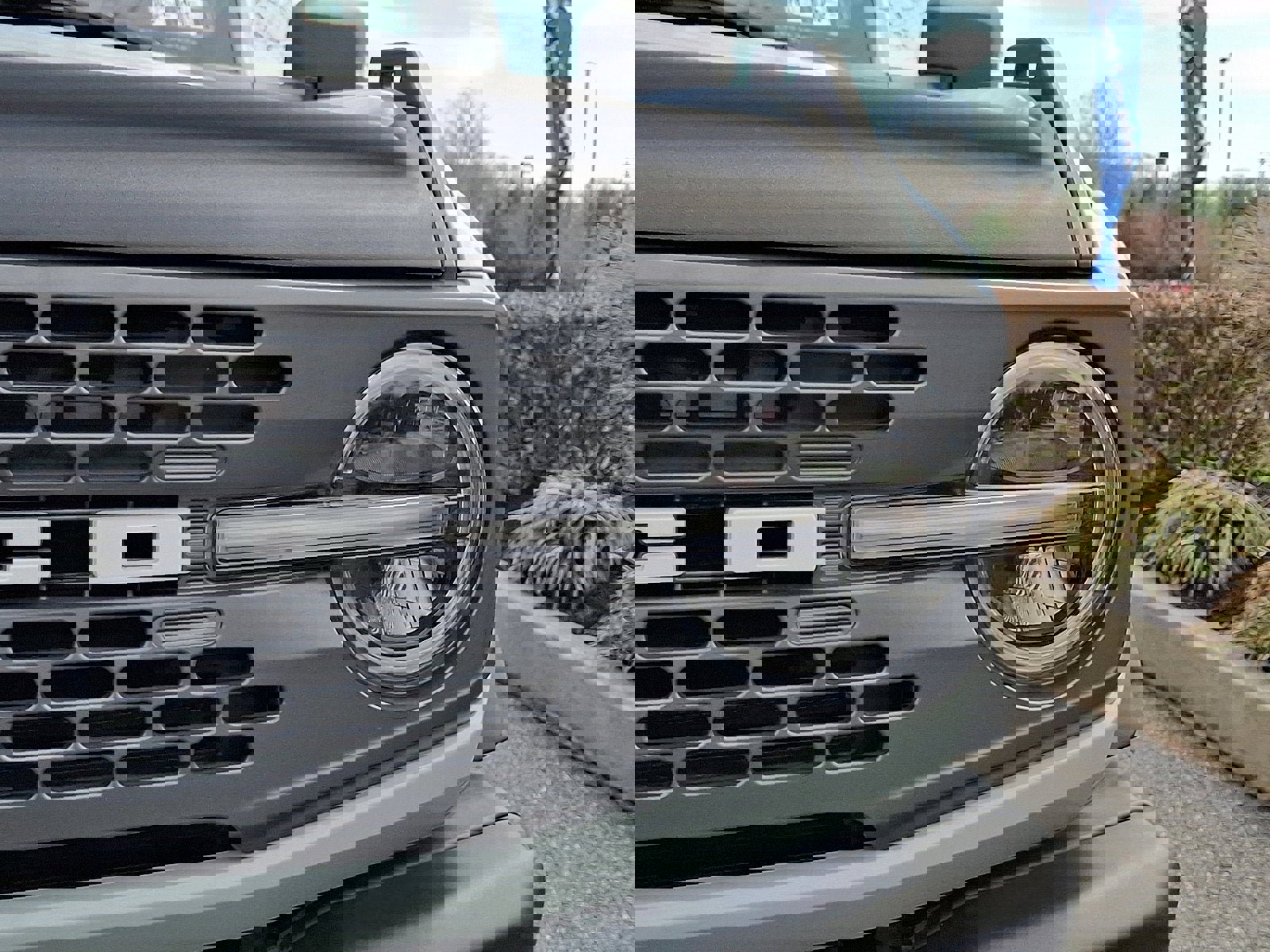 Used 2023 Ford Bronco Badlands image 9