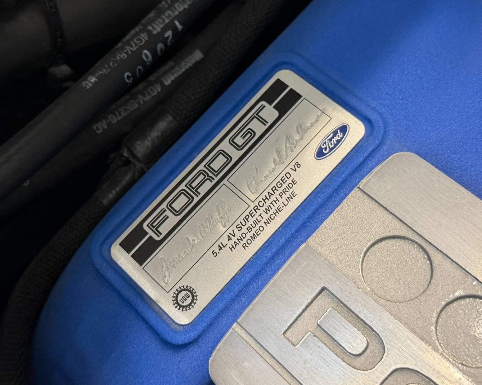 Used 2006 Ford GT RWD image 36
