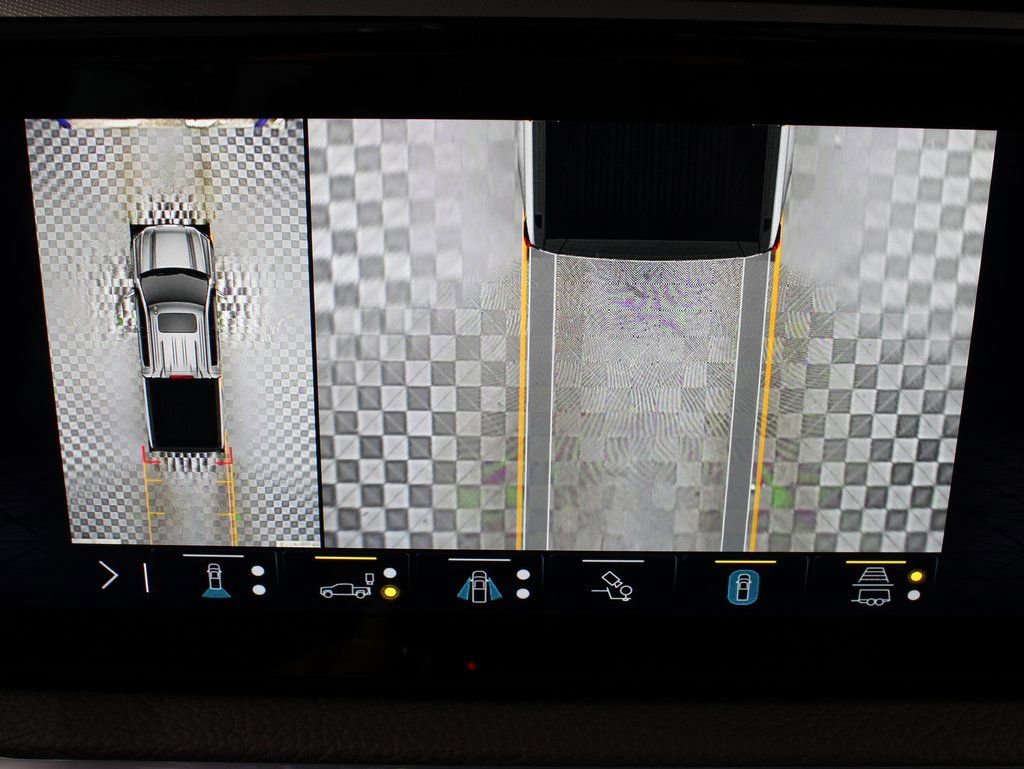Used 2023 GMC Sierra 1500 Denali w/ Technology Package image 17