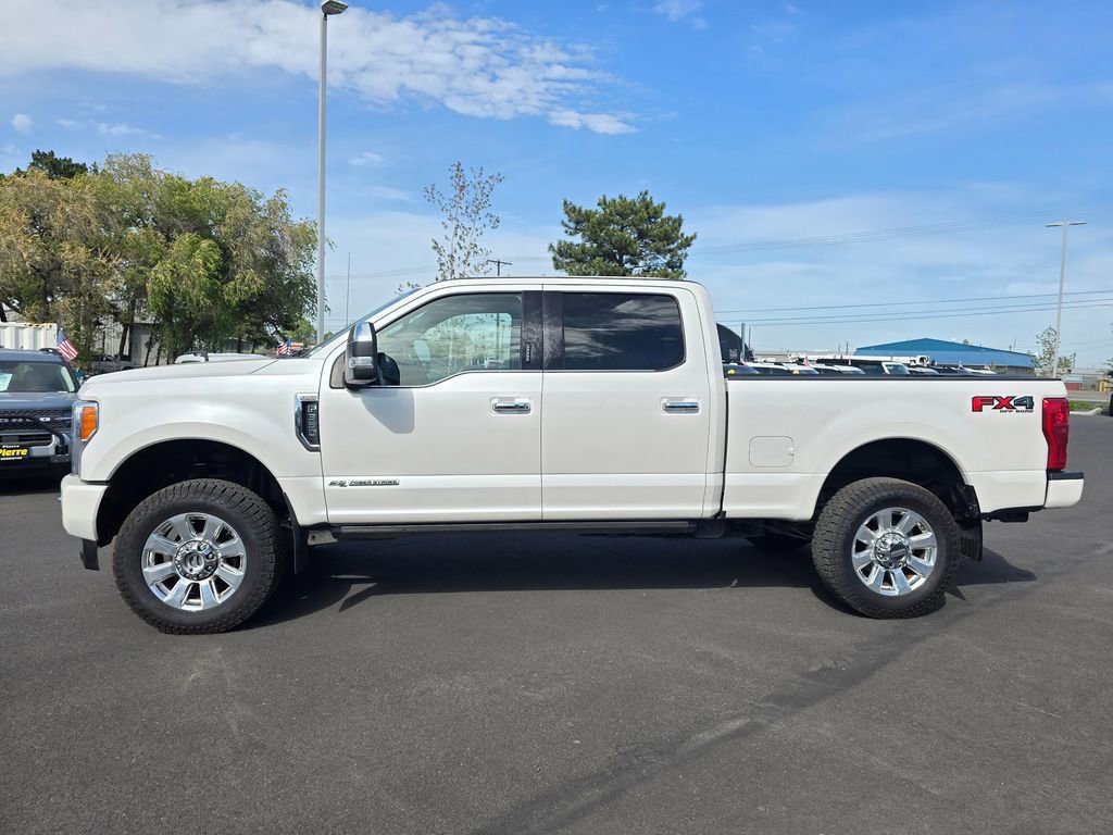 Used 2019 Ford F350 Platinum w/ Platinum Ultimate Package image 3