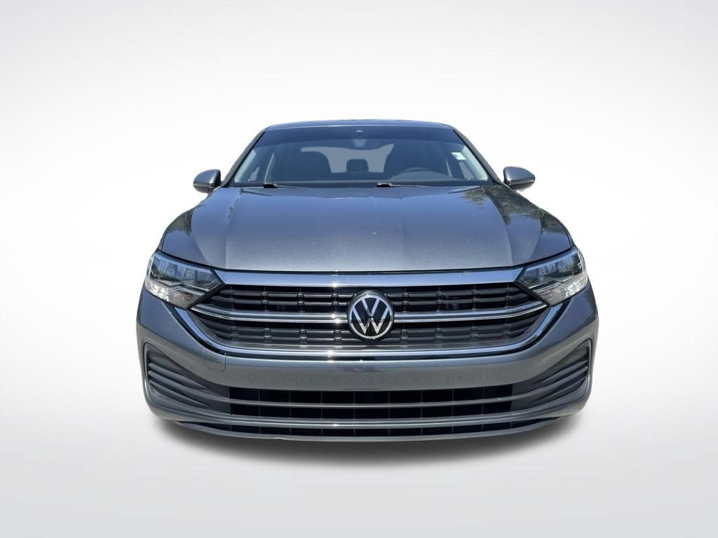 Used 2022 Volkswagen Jetta SE FWD image 3