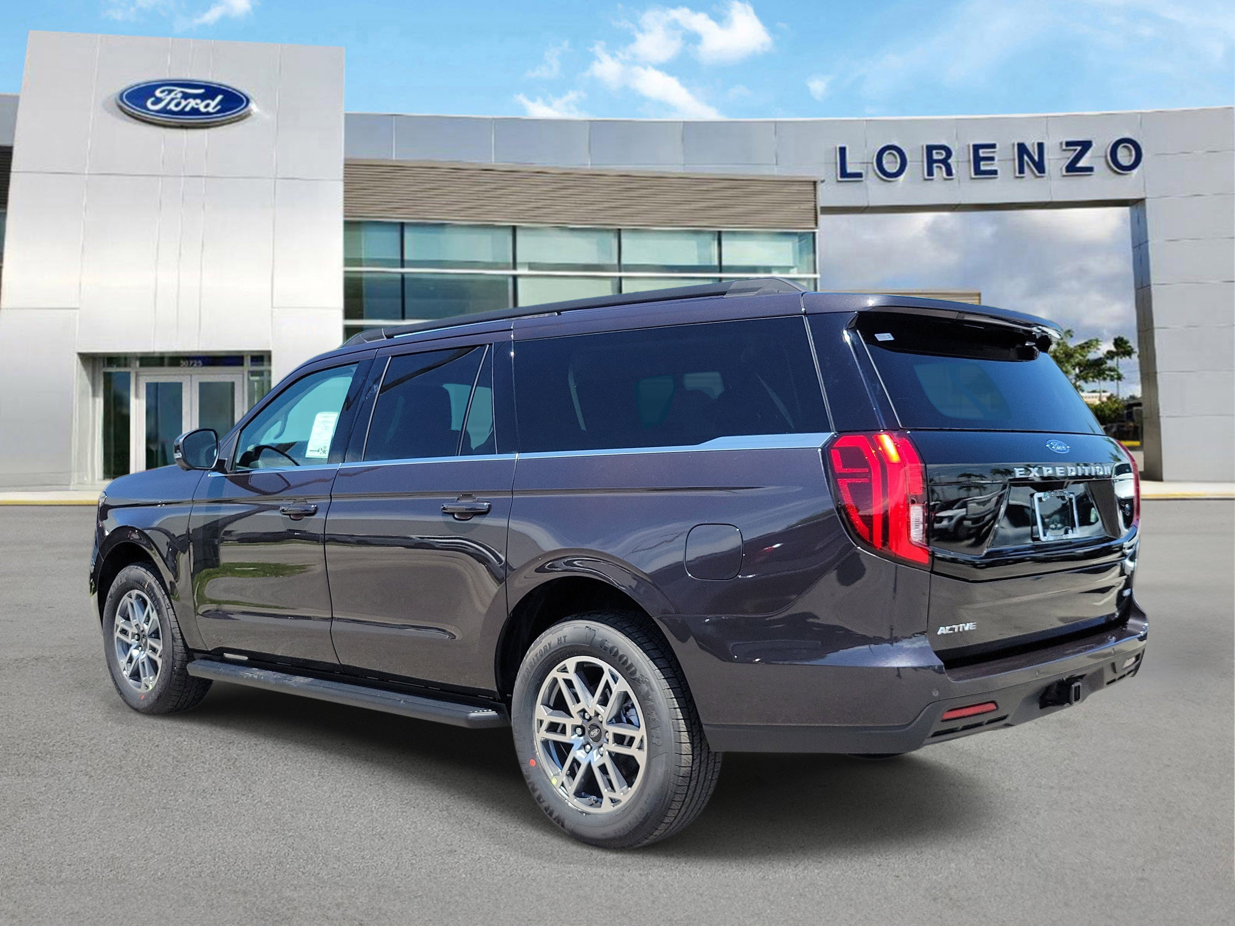 New 2026 Ford Expedition Max Active RWD image 6