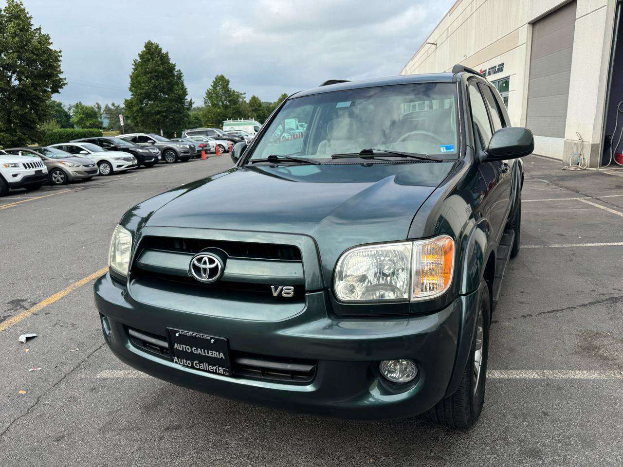 Used 2007 Toyota Sequoia SR5 AWD/4WD image 10