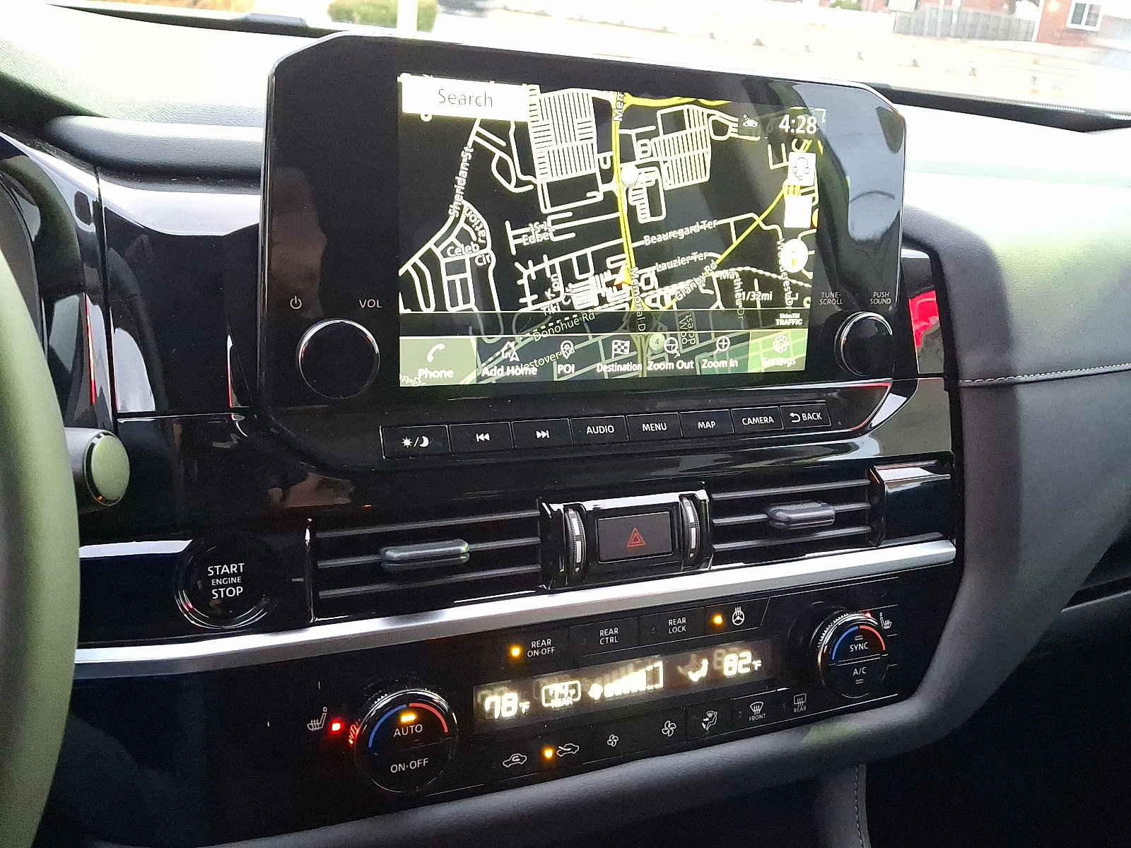 New 2025 Nissan Pathfinder SL image 11