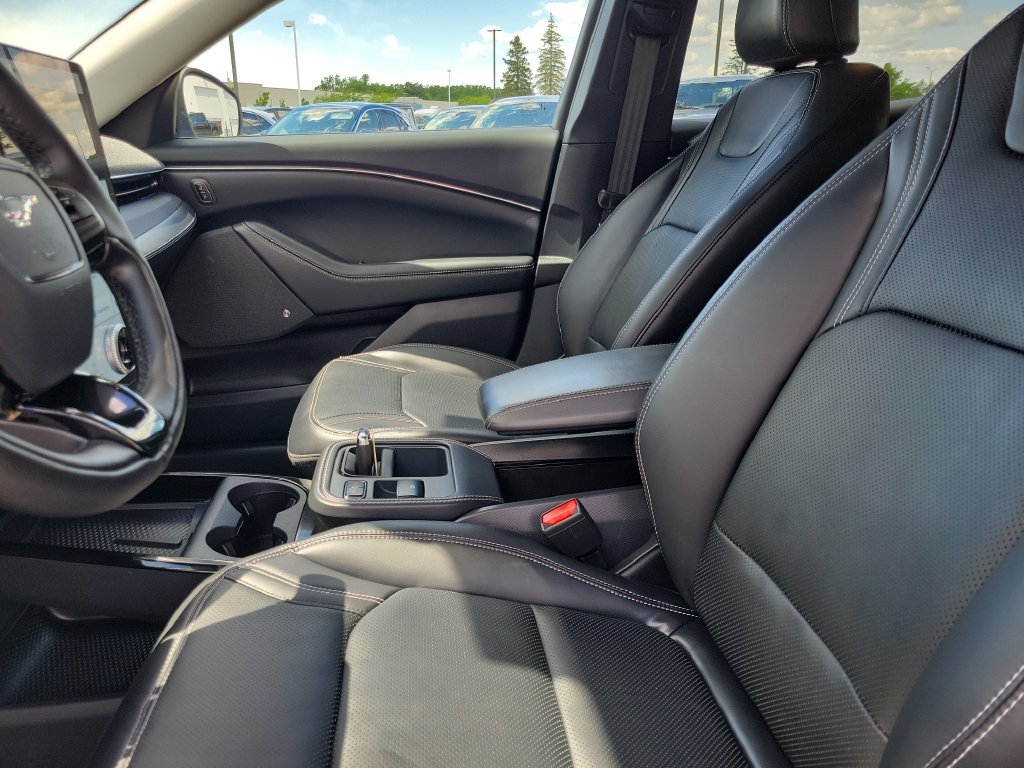Used 2025 Ford Mustang Mach-E Premium RWD image 17