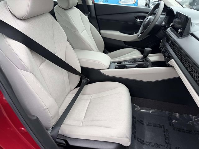 Certified 2025 Honda Accord LX image 7