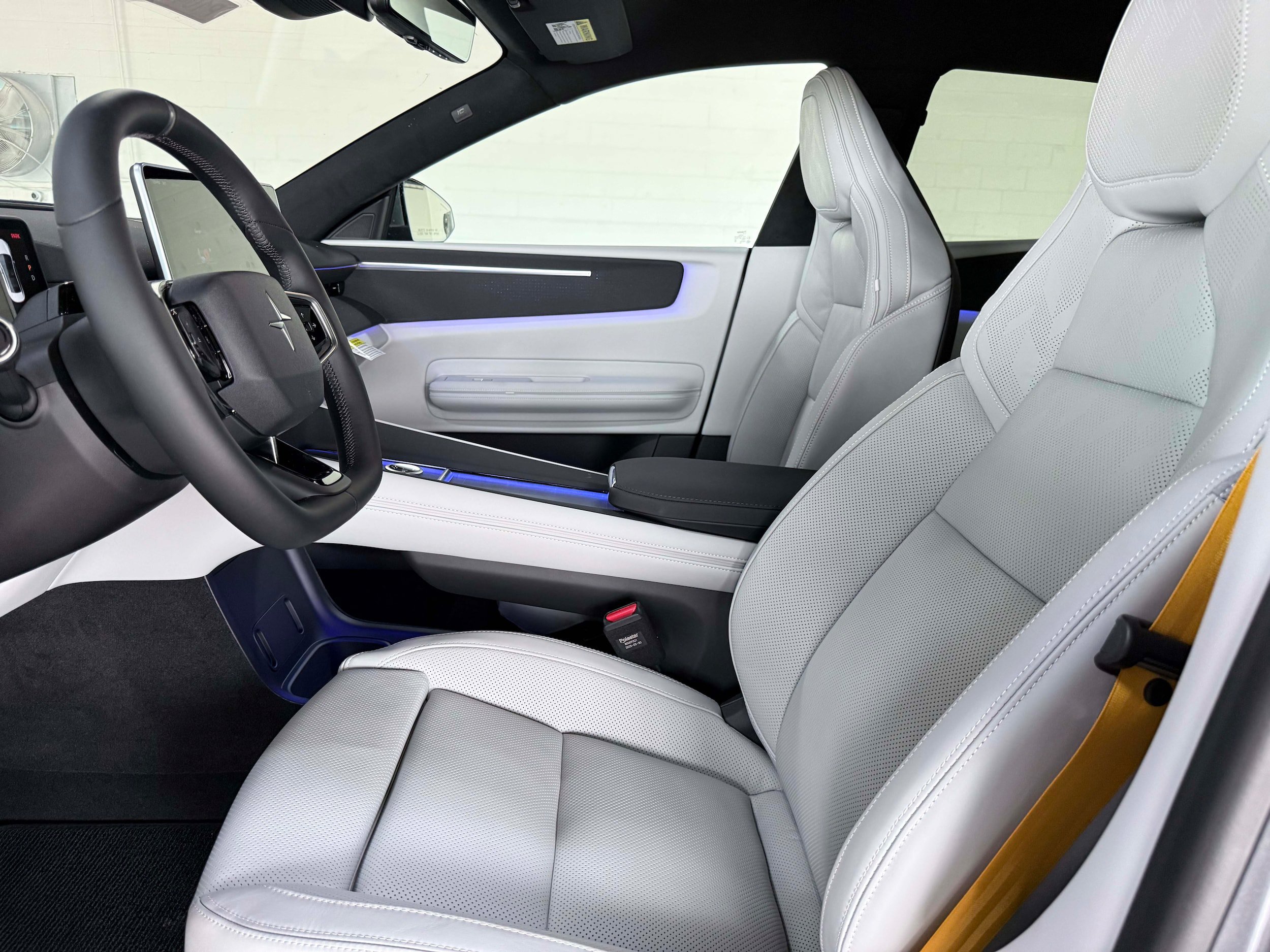 New 2026 Polestar Polestar 4 w/ Performance Pack AWD/4WD image 13