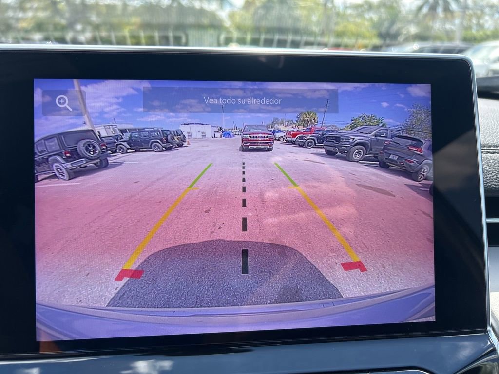 Used 2023 Jeep Compass Limited image 14