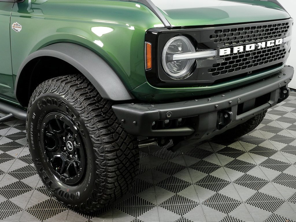 Used 2023 Ford Bronco Wildtrak image 35