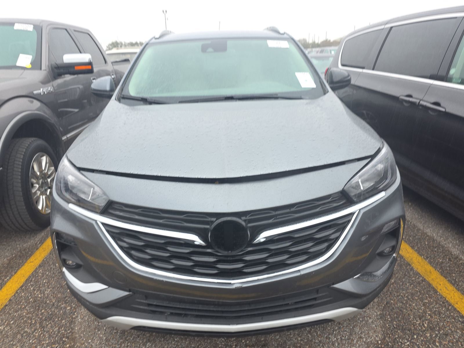 Used 2021 Buick Encore GX Select image 2