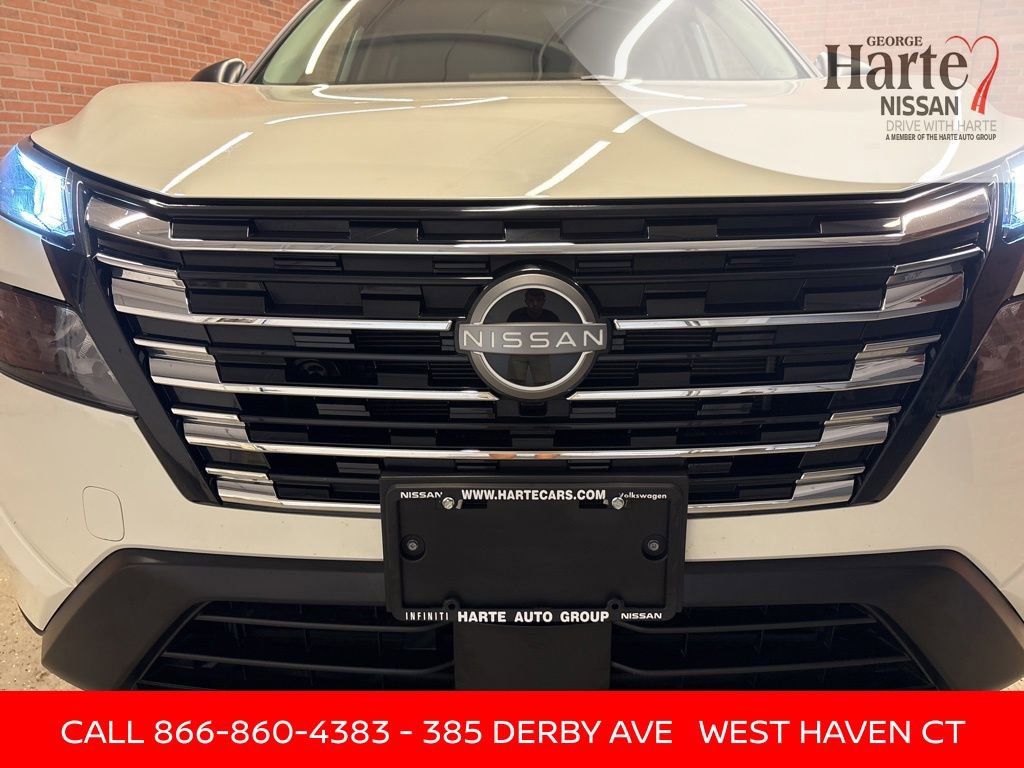 Certified 2024 Nissan Rogue S image 38